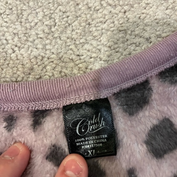 Cold Crush Plush Leopard Print Sweater - Picture 4 of 5